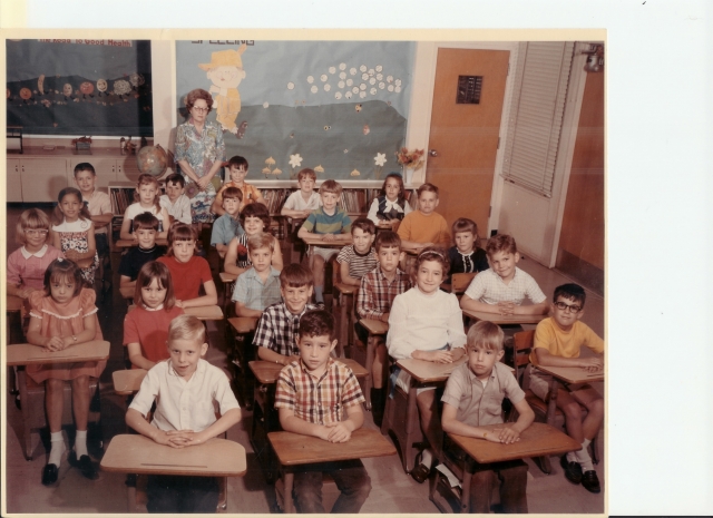 Broadmoor Elementary Mrs. Advance 2nd Grade Class 1968 - 1969