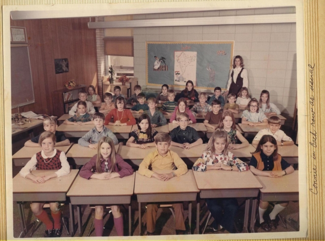 4th Grade Mrs. Wagner/Mrs. Talbots class
Sherwood Forest Elementary School
1970-71
